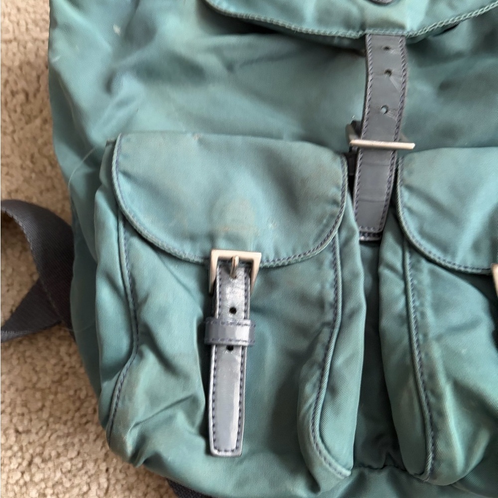 Prada nylon backpack y2k 2000s in green with leather trim and silver-tone small - Picture 5 of 16